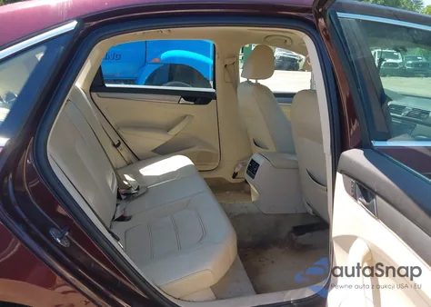 2014 Volkswagen Passat 2.5L Se from USA, damaged, VIN 1VWBP7A33EC003161